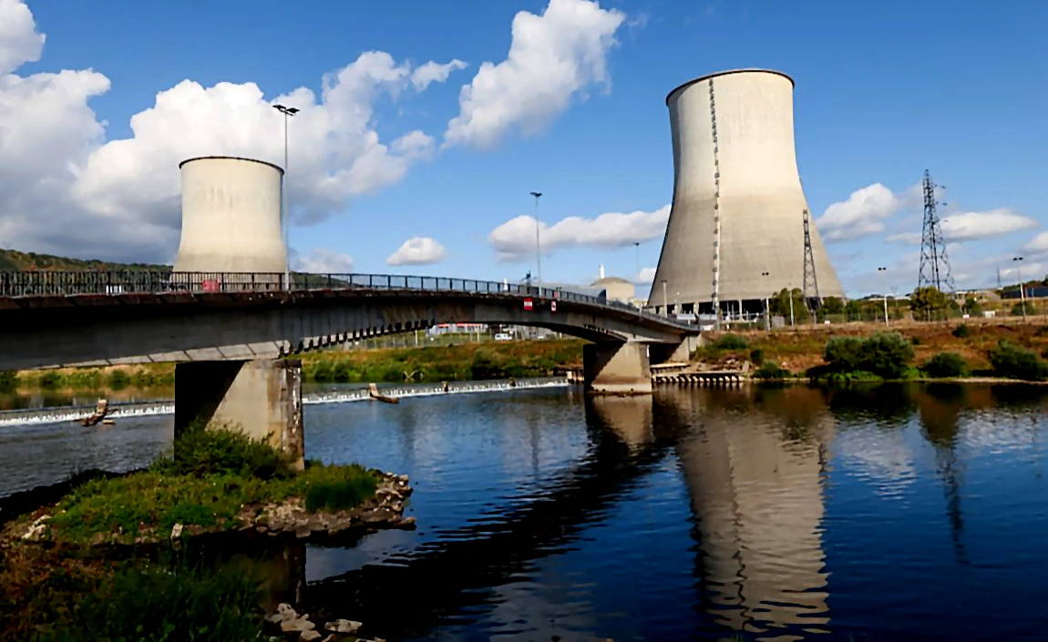 Réacteurs nucléaires mis à l'arrêt cause sécheresse - climat